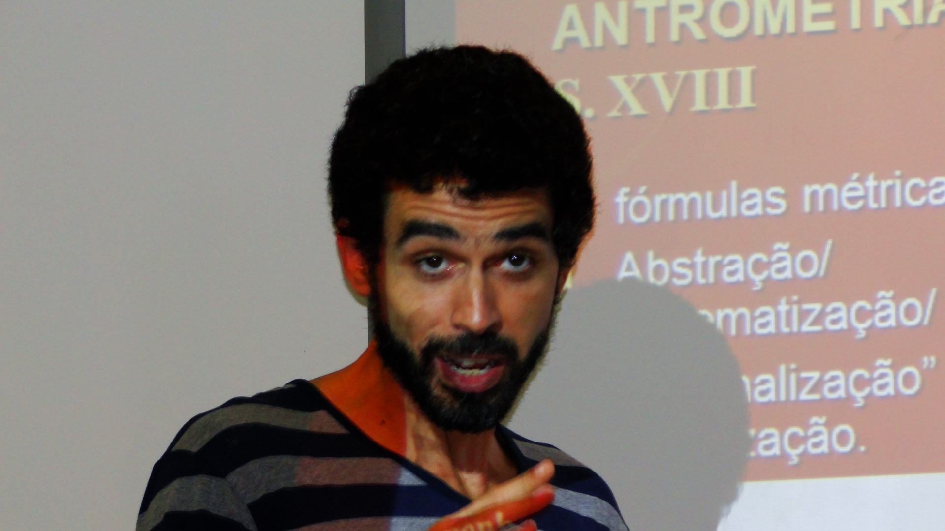 O tema "Racismo Científico" foi problematizado por Juan Manuel Arteaga, Pesquisador Visitante no Laboratório de Ensino, Filosofia e História da Biologia (UFBA).